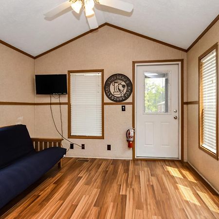 Jellystone Park Birchwood Acres Vila Greenfield Park Exterior foto